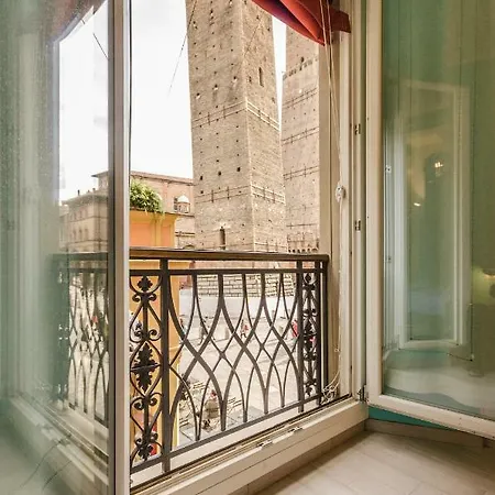 Le Torri Suite, Davanzale Vista Due Torri Apartamento Bolonia